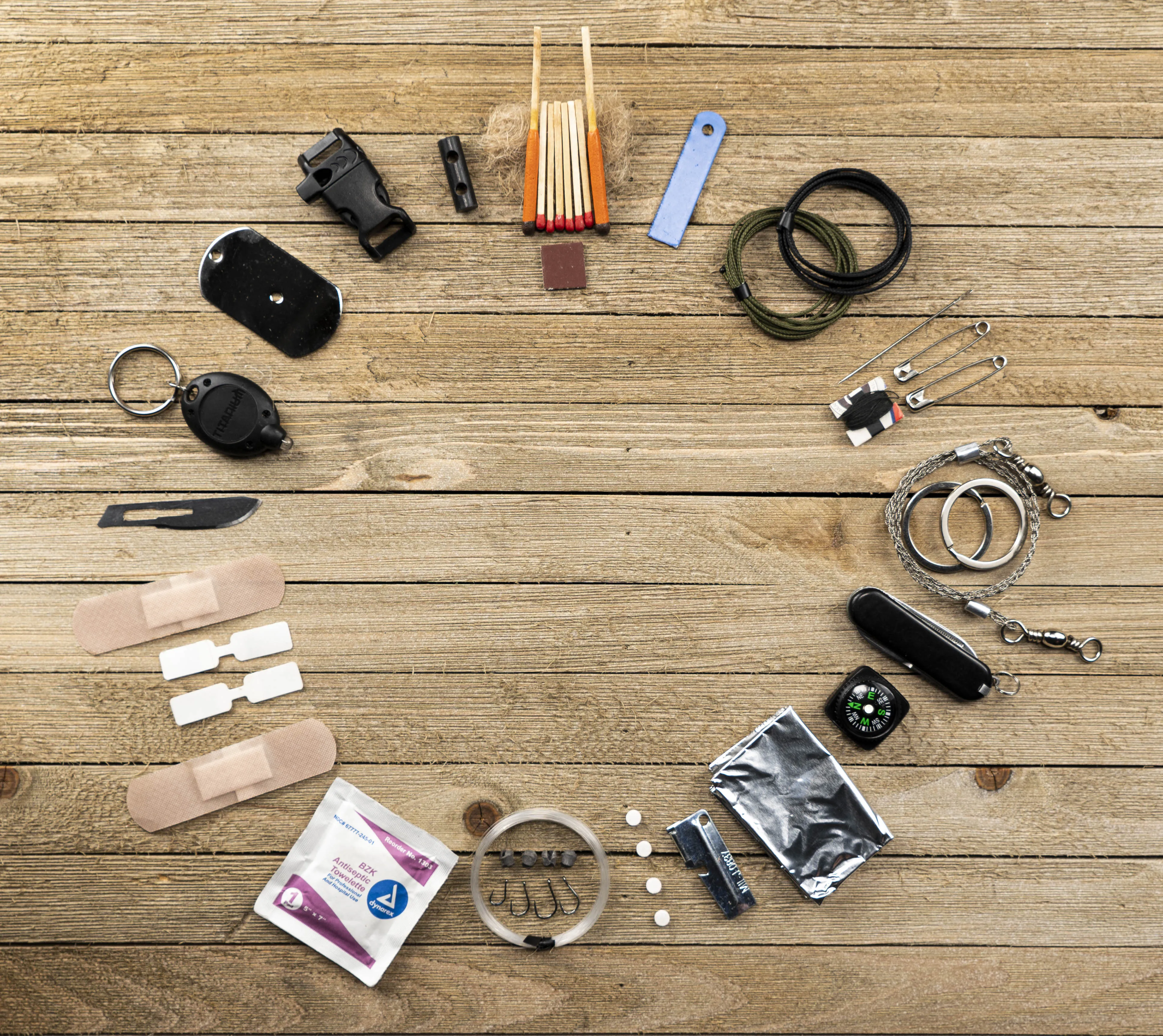 Bug Out Frag Pro Paracord Survival Kit (Navy B-Spec)