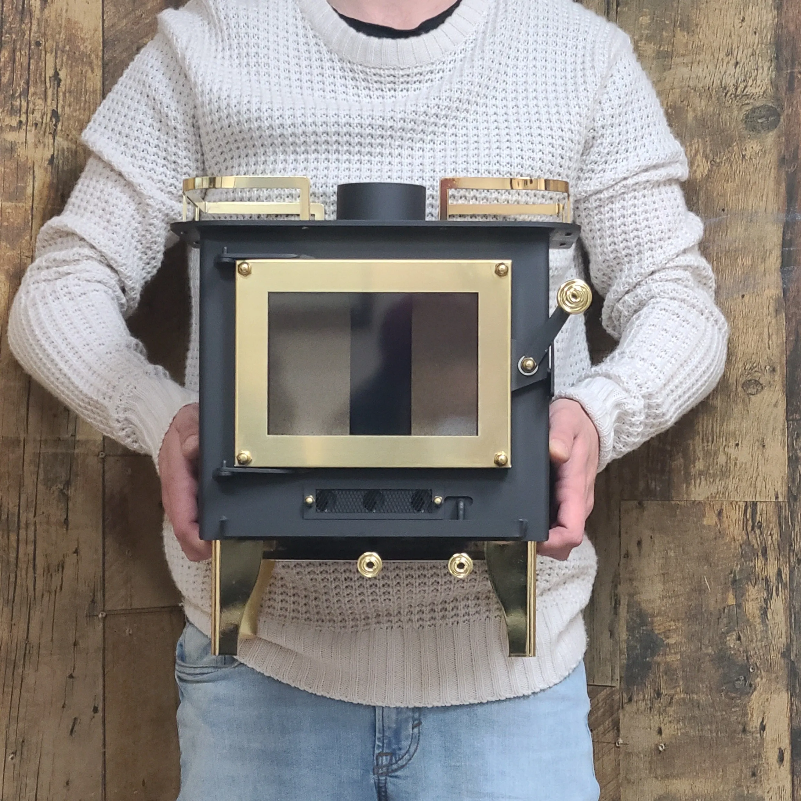 CB-1210-BR Grizzly Cubic Mini Wood Stove Brass