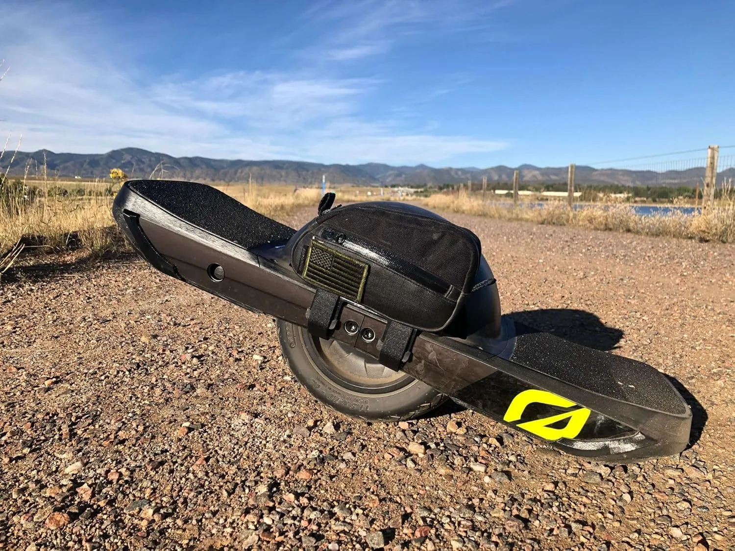 Colorado Cruzer Adventure Pack Bundle | Onewheel Accessories Pack | Onewheel Bag for smaller Essential items| Compatible with al Onewheel GT/Pint/XR Models | Made in USA (Black)