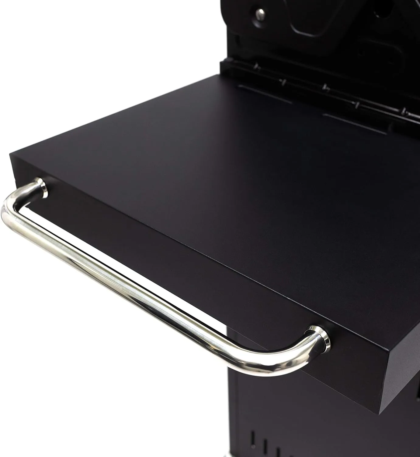 Dyna-Glo DGP397CNN-D Premier 3 Burner Natural Gas Grill, Black