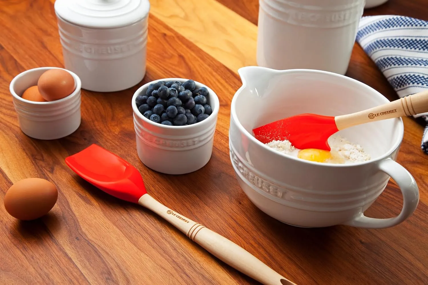 Le Creuset Stoneware Signature Batter Bowl, 3.2qt., Oyster