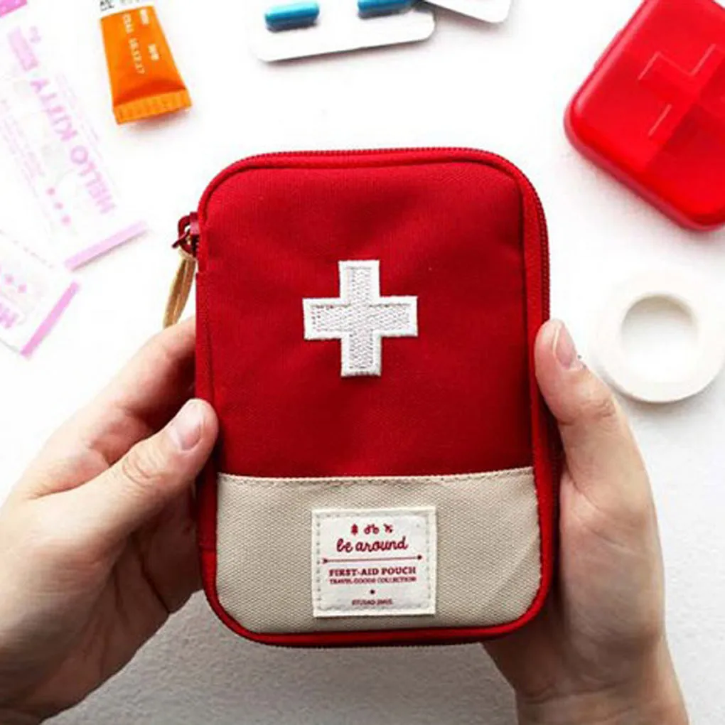 Premium Mini Portable First Aid Kit – Compact Medical Emergency Organizer, Household Medicine Storage Bag for Outdoor Use, Oxford Cloth with Rubber Lining, Available in Blue and Red (L: 18x13cm, S: 15x10.5cm)