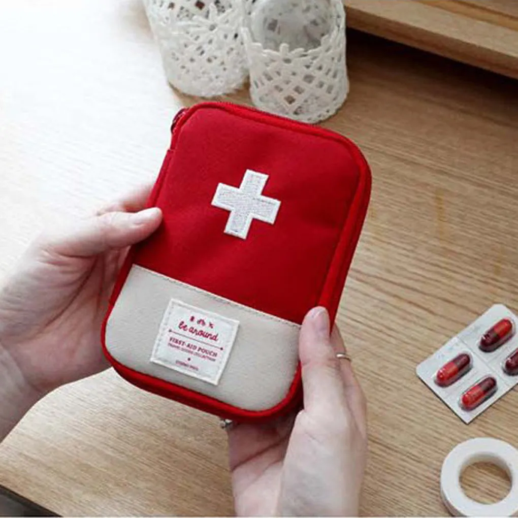 Premium Mini Portable First Aid Kit – Compact Medical Emergency Organizer, Household Medicine Storage Bag for Outdoor Use, Oxford Cloth with Rubber Lining, Available in Blue and Red (L: 18x13cm, S: 15x10.5cm)