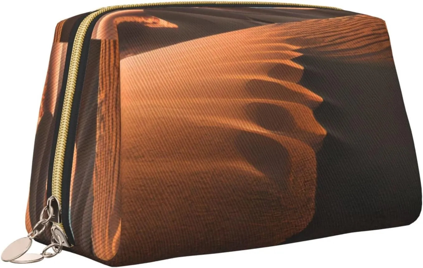 Sand Dunes Toiletry Pouch, Travel-Friendly Makeup Organizer For Makeup Brushes, Lipsticks