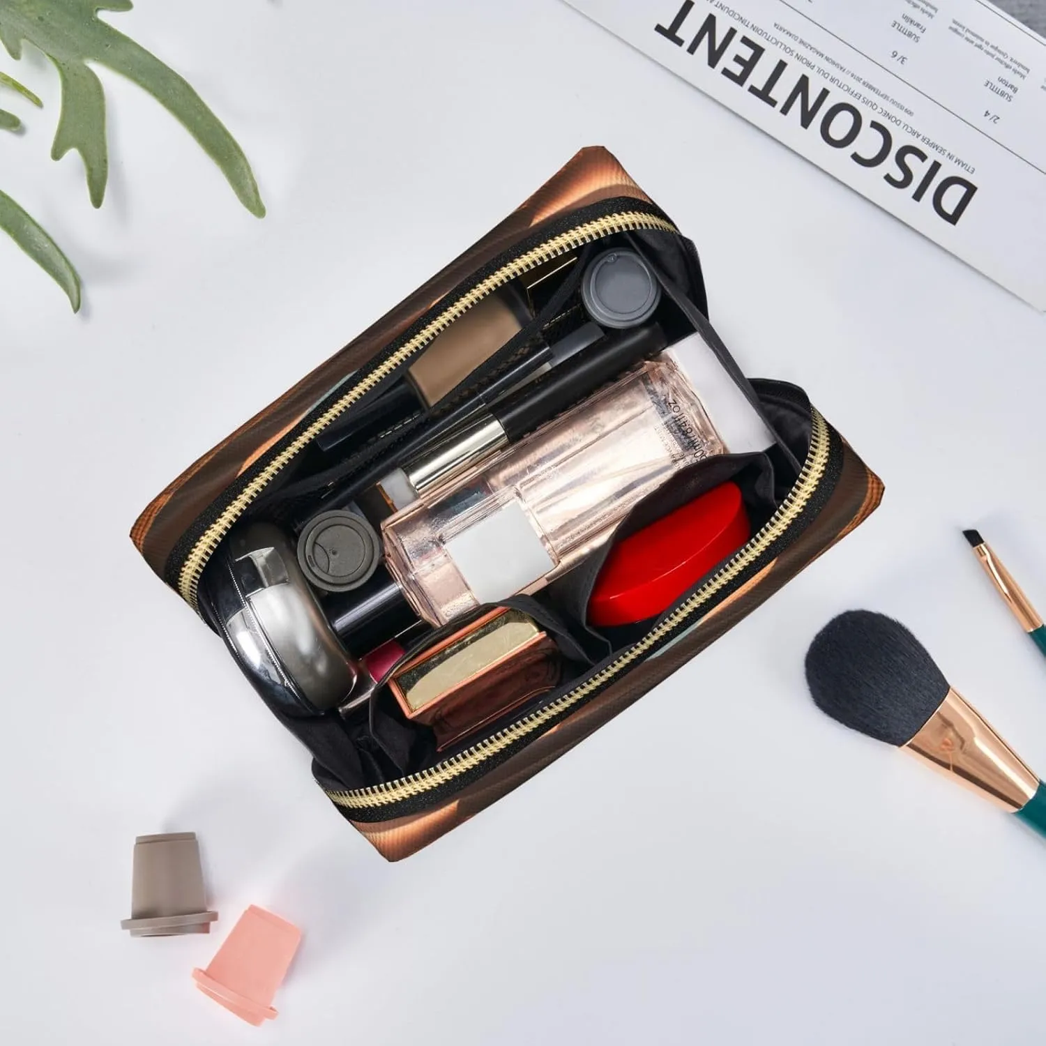 Sand Dunes Toiletry Pouch, Travel-Friendly Makeup Organizer For Makeup Brushes, Lipsticks