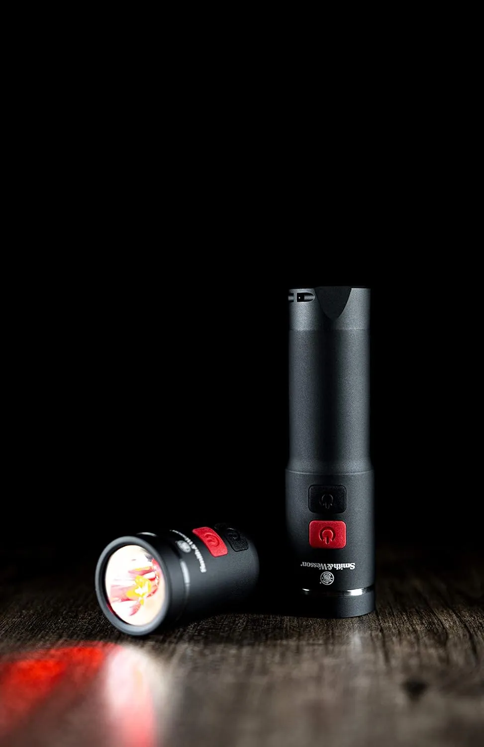Smith & Wesson Night Guard Micro Flashlight with Compact Design, Easy Operation and Heavy Duty Construction for EDC, Work, Survival, Hunting and Outdoor