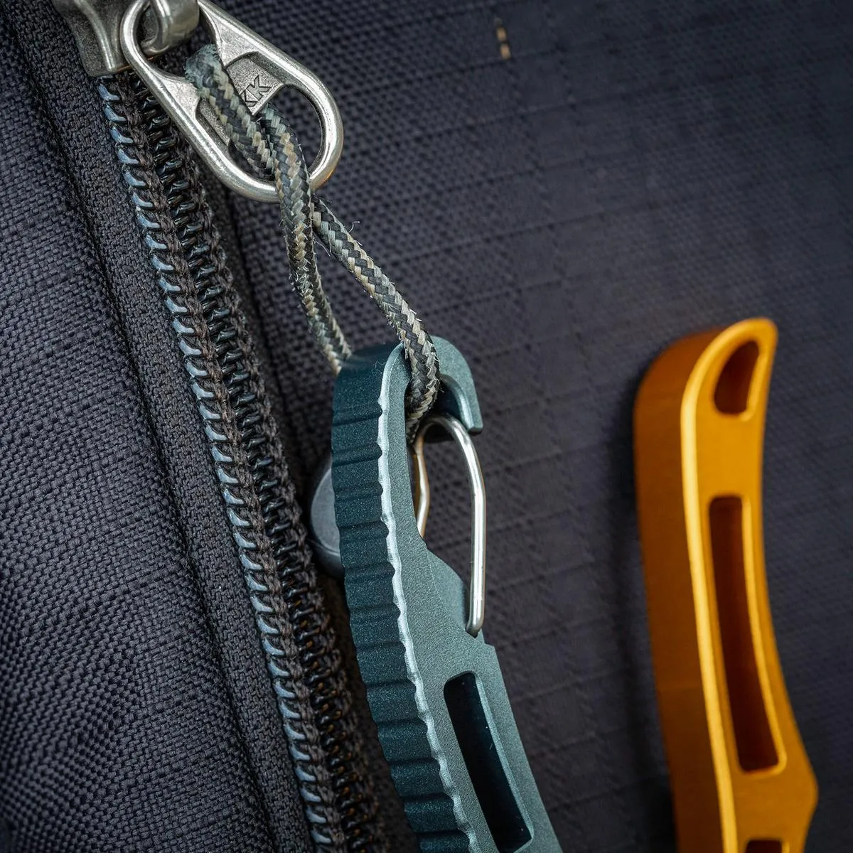 Smiths Split Ring Aluminum Pliers