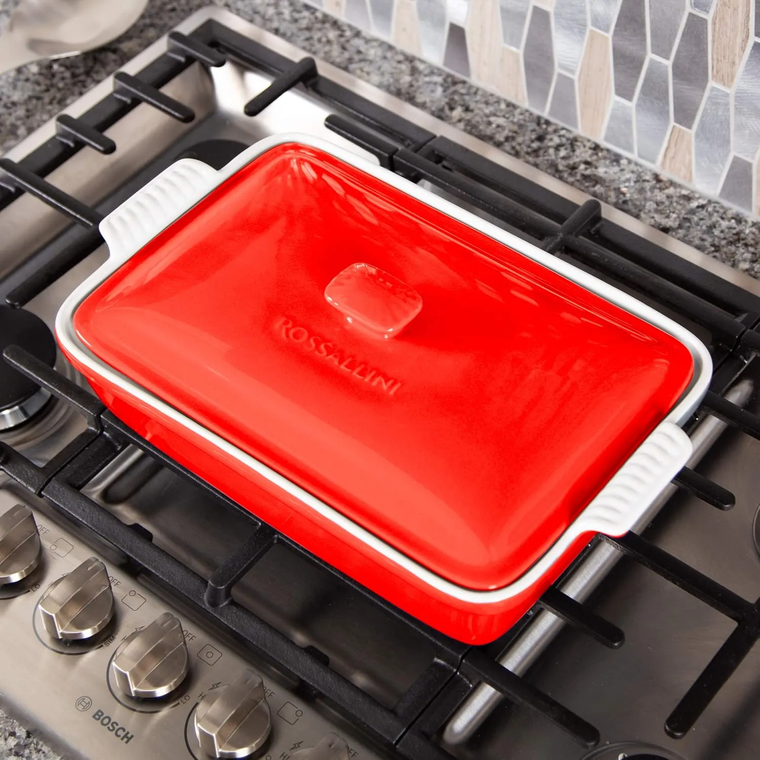 Stoneware Casserole Dish Bakeware Set with Lid, Covered Rectangular Dinnerware, Large 3.2 Quart, 11 by 9 Inch, Rosso [Red]