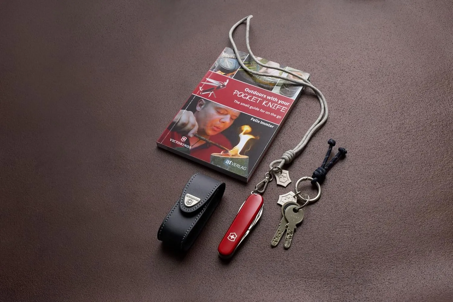 Victorinox Spartan Swiss Army Knife, 12 Functions, Swiss Made Pocket Knife with Corkscrew, Can Opener and Screwdriver - Red